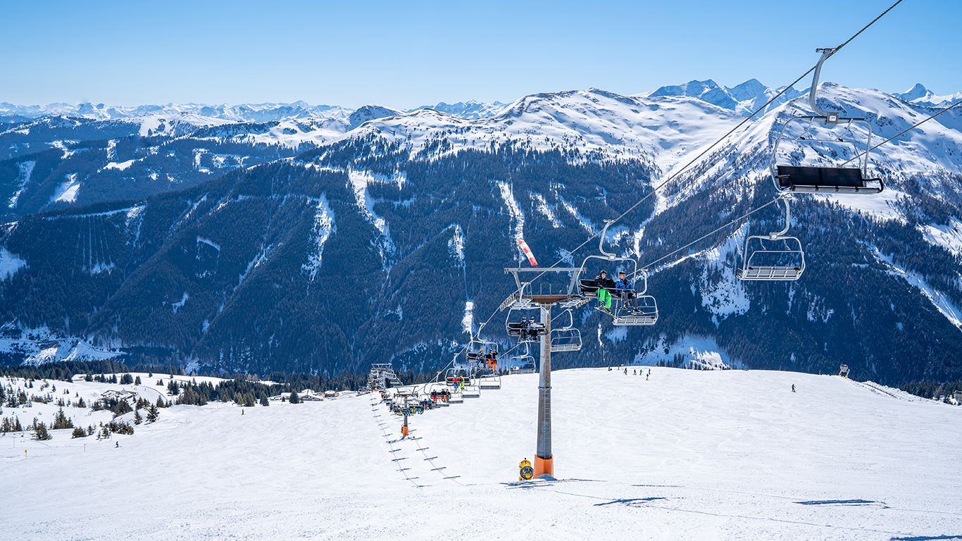 Toursim services Dubai travel bee tourism